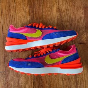 Nike Women’s Waffle One Sneaker Hyper Pink Racer Blue